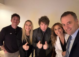 El desorden del Gobierno aceleró los movimientos opositores