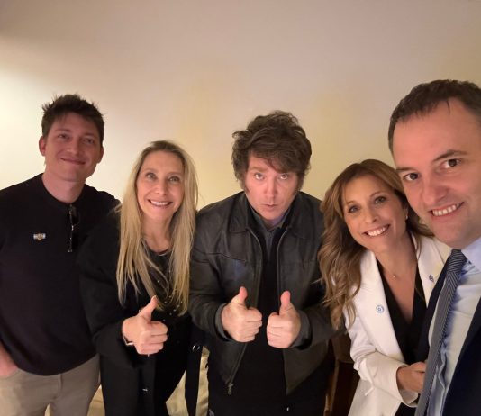 El desorden del Gobierno aceleró los movimientos opositores