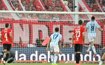 El penal que falló Maravilla Martínez y la llamativa reacción del arquero Rey en el clásico Independiente-Racing