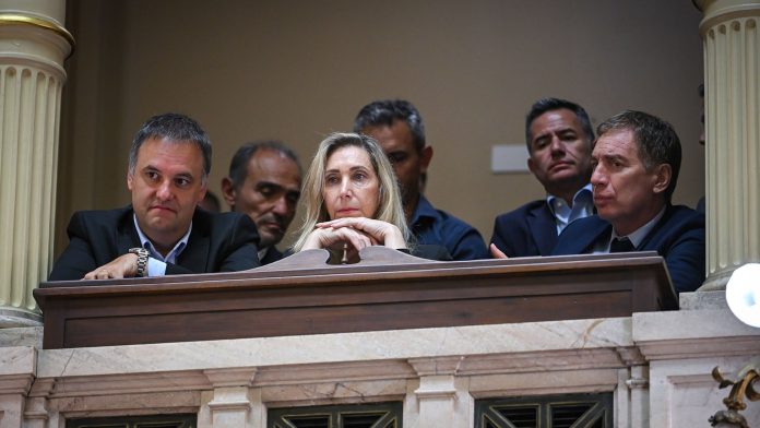 Empantanado, el Gobierno no logra capitalizar las conquistas de gestión ni correr el caso Adorni de la agenda