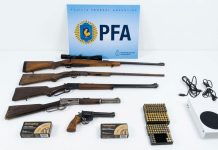 Engañaba a compradores online, los citaba cerca de la Villa 1-11-14 y los asaltaba: lo detuvieron con un arsenal