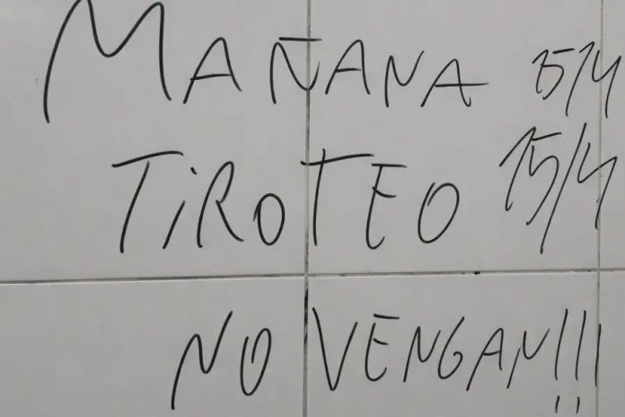 Hubo amenazas de tiroteos en más de 20 escuelas de todo el país: “Fue traumatizante para muchos”, contó uno de los padres