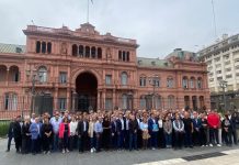 Intendentes marcharon al Ministerio de Economía por fondos y obras paralizadas