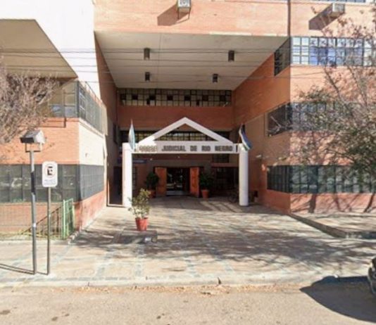 Investigan la desaparición de más de 100 armas que estaban guardadas en la sede judiciald de Río Negro