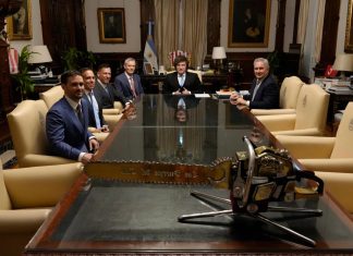 Javier Milei se reúne con el empresario Peter Thiel en Casa Rosada