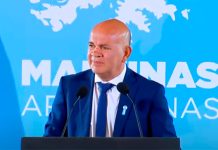 La emoción del diputado y ex combatiente en Malvinas Aldo Leiva: “Cuando hablo de dolor, de muerte, nadie me lo contó”