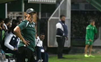 La explosiva conferencia de Pedro Troglio contra los periodistas de Banfield: “Pidieron mi cabeza y es de muy mala gente”