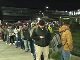 Largas filas, empujones y colectivos colmados por la reducción de la frecuencia en el AMBA