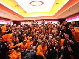 Los gestos de Icardi ante los ojos de la China Suárez que dispararon las especulaciones sobre su futuro