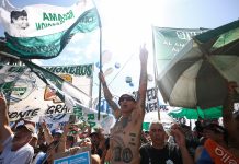 Marcha de la CGT, en vivo: organizaciones políticas y sindicales arriban a Plaza de Mayo