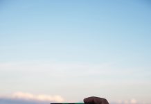 Por qué vuelven a ser populares las cámaras de fotos convencionales en la era de los celulares