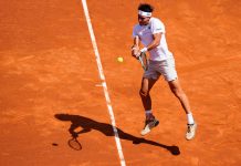 Tomás Etcheverry ganó con autoridad, avanzó a octavos de final y rompió una barrera en el Madrid Open
