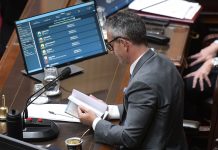 Caso Adorni: el oficialismo logró un respiro en Diputados, pero Bullrich reavivó el clima tenso desde el Senado
