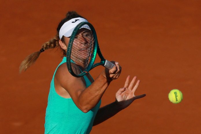 Dura eliminación de la argentina Solana Sierra en Roland Garros: perdió con un doble 6-0 en menos de una hora