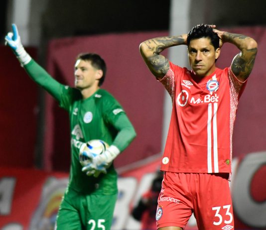 El cruce de Nicolás Diez con un periodista por la eliminación de Argentinos ante Belgrano: “Vos querés buscar la mala”