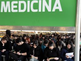 El Gobierno aprobó el nuevo examen de residencias médicas: cómo será y cuáles son los requisitos