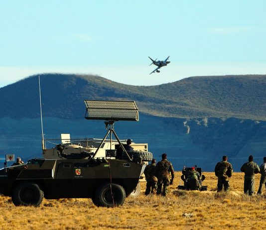 El Gobierno avanza en el plan de utilizar los fondos de las privatizaciones para modernizar las Fuerzas Armadas