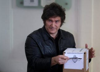 Entre las internas y los pedidos de cambios de la oposición, el Gobierno no logra avanzar con la reforma electoral