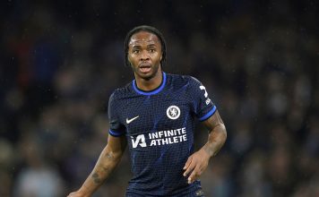Escándalo en Inglaterra: Raheem Sterling fue arrestado por sospecha de conducir bajo los efectos de drogas tras un accidente en una autopista