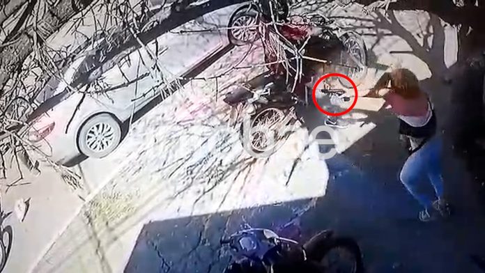 Gatilló contra un comisario y el arma no disparó: quién es “La Pistolera”, la ex custodia del clan Sena condenada a seis años