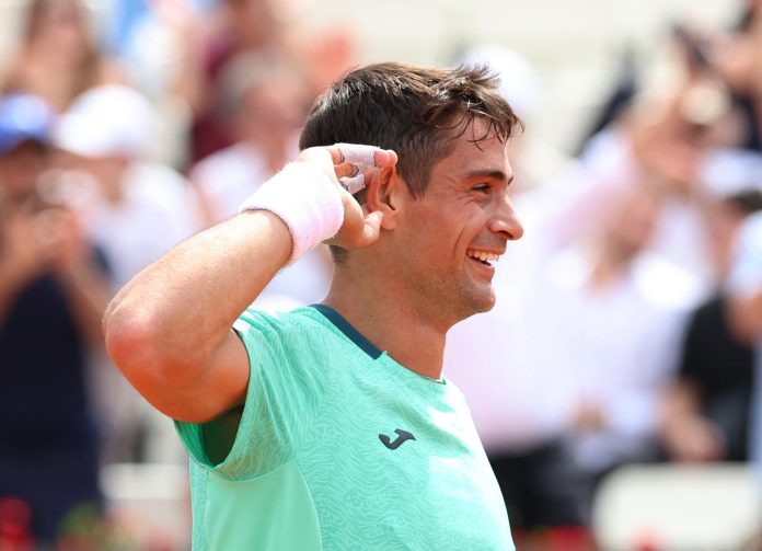 Gran triunfo del argentino Mariano Navone en la previa de Roland Garros: eliminó a un ex 2° del mundo y jugará la final en Ginebra