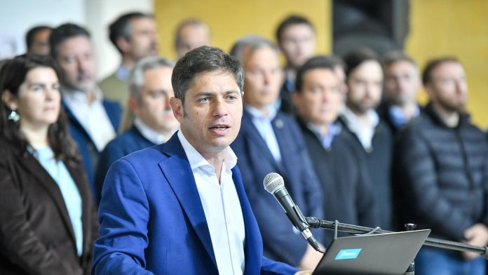 Kicillof busca garantizarse respaldo interno y abre lugares en el Gobierno para intendentes