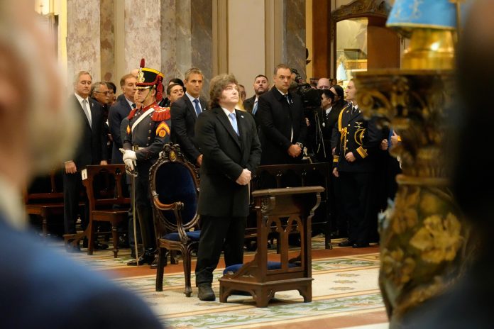 La Iglesia suma señales de descontento en contra del Gobierno y se tensiona el vínculo tras el Tedeum