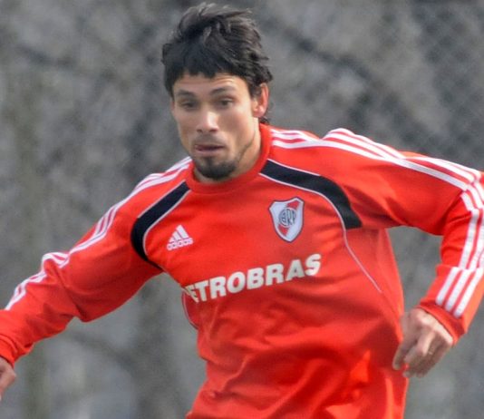 La llamativa aventura de un ex River e Independiente en Europa: “Los osos bajaban a la ciudad y agarraban a los perros”