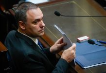 La oposición presiona para interpelar a Adorni, pero los gobernadores por ahora no aportan los votos