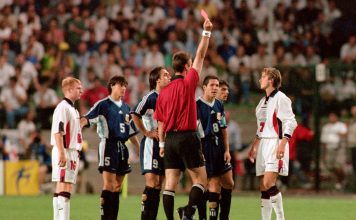“La tarjeta roja fue excesiva”, aseguró Zanetti sobre la expulsión de Beckham en el Mundial de Francia 1998