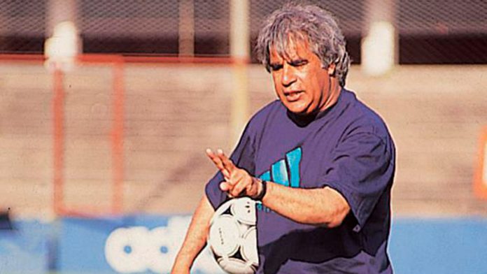 Las arengas más filosas del entrenador argentino que hizo de las charlas técnicas un show de stand up y desesperaba a los rivales