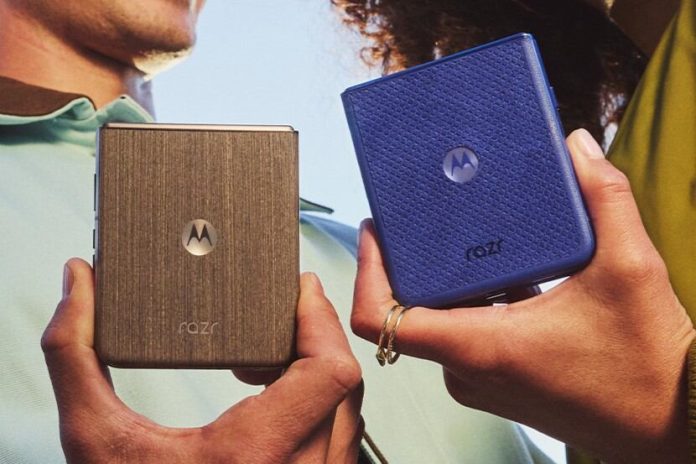 Motorola presentó en Argentina sus dos nuevos smartphones plegables, los Razr 70 y Razr 70 Ultra