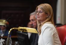 Por las comisiones en el Senado bonaerense, el PJ reflotó su interna y los libertarios buscan sacar provecho