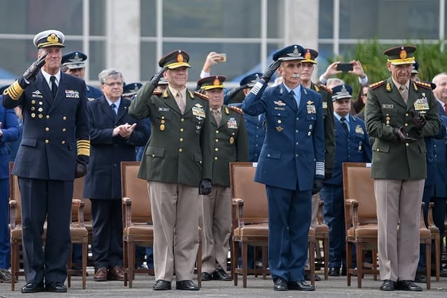 Presti restableció la función de contrainteligencia militar y deroga una resolución de la gestión de Nilda Garré