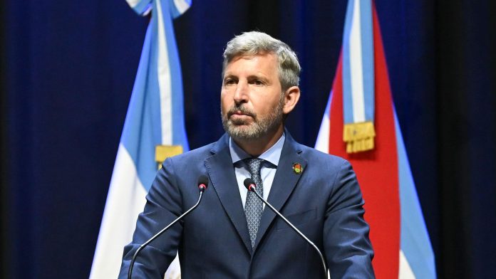 Rogelio Frigerio impulsa una reforma previsional en Entre Ríos: aumento de edad jubilatoria y más aportes de ANSES para atender el déficit