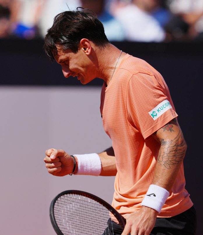 Tomás Etcheverry y Camilo Ugo Carabelli debutaron con un triunfo en el ATP 500 de Hamburgo: Fran Cerúndolo quedó eliminado
