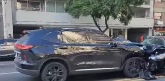Un conductor sufrió un ataque de epilepsia y causó un choque múltiple con ocho heridos en el barrio de Belgrano