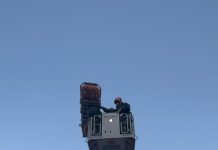 Un hombre murió electrocutado en un poste de alumbrado en Córdoba e investigan si intentaba robar cables