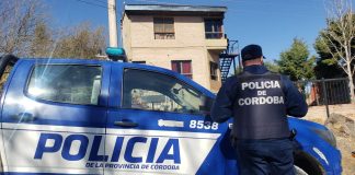 Un hombre murió y otro resultó gravemente herido al chocar una moto y un automóvil en Córdoba