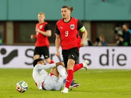 Austria, rival de Argentina en el Mundial, le ganó a Túnez pese a jugar con diez hombres: la increíble chance que falló