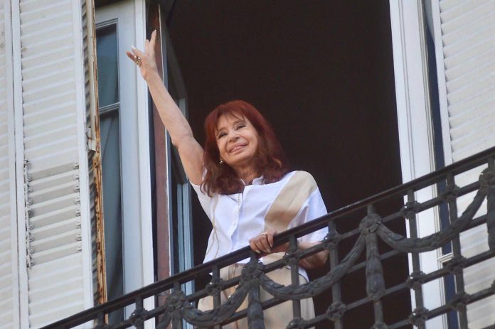 Banderazo a un año de la detención de Cristina Kirchner: la discusión que alimenta divisiones y dificulta la unidad