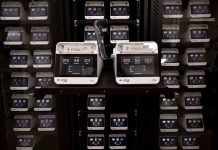 Chip con neuronas humanas aprende a jugar al Doom e impulsa la investigación sobre computadoras biológicas
