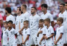 Con Tim Payne en cancha, Nueva Zelanda cayó ante Inglaterra en el último amistoso antes de su estreno en el Mundial