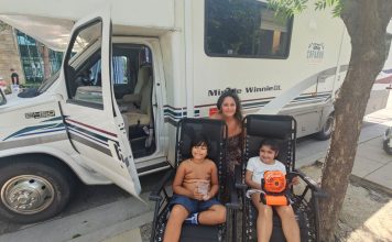 “Copando el mundo”: la familia argentina que recorre Estados Unidos en motorhome siguiendo a la selección argentina