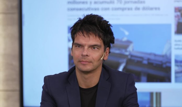 Darío Nieto: “Era imposible que alguien en 2013 pusiera 200 lucas en Bitcoin, Adorni tiene que renunciar”