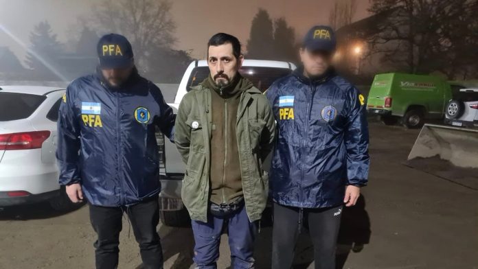 Denuncian al Servicio Penitenciario Federal por mantener a Jones Huala varias horas expuesto a temperaturas extremas