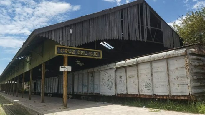 Desmantelaron una banda narco que operaba en un predio usurpado del ferrocarril en Córdoba