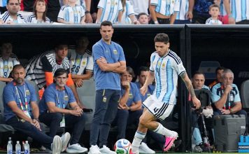 El cambio obligado que realizará Scaloni para cuidar a uno de los jugadores tocados en el próximo partido de Argentina en el Mundial
