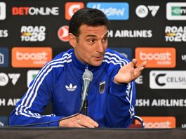 El emotivo ida y vuelta de Scaloni y Palermo en la conferencia de la Selección antes del debut: “¡Qué alegría verte!»