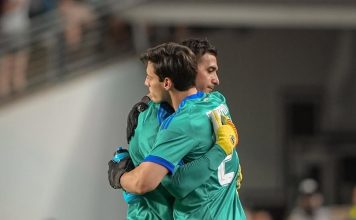 El gesto del Dibu Martínez que sorprendió a Santiago Beltrán tras su debut en el arco de la selección argentina